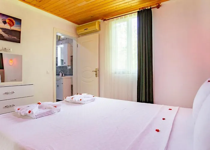 Daire Islamlar Village 1 Bed With Pool Kalkan